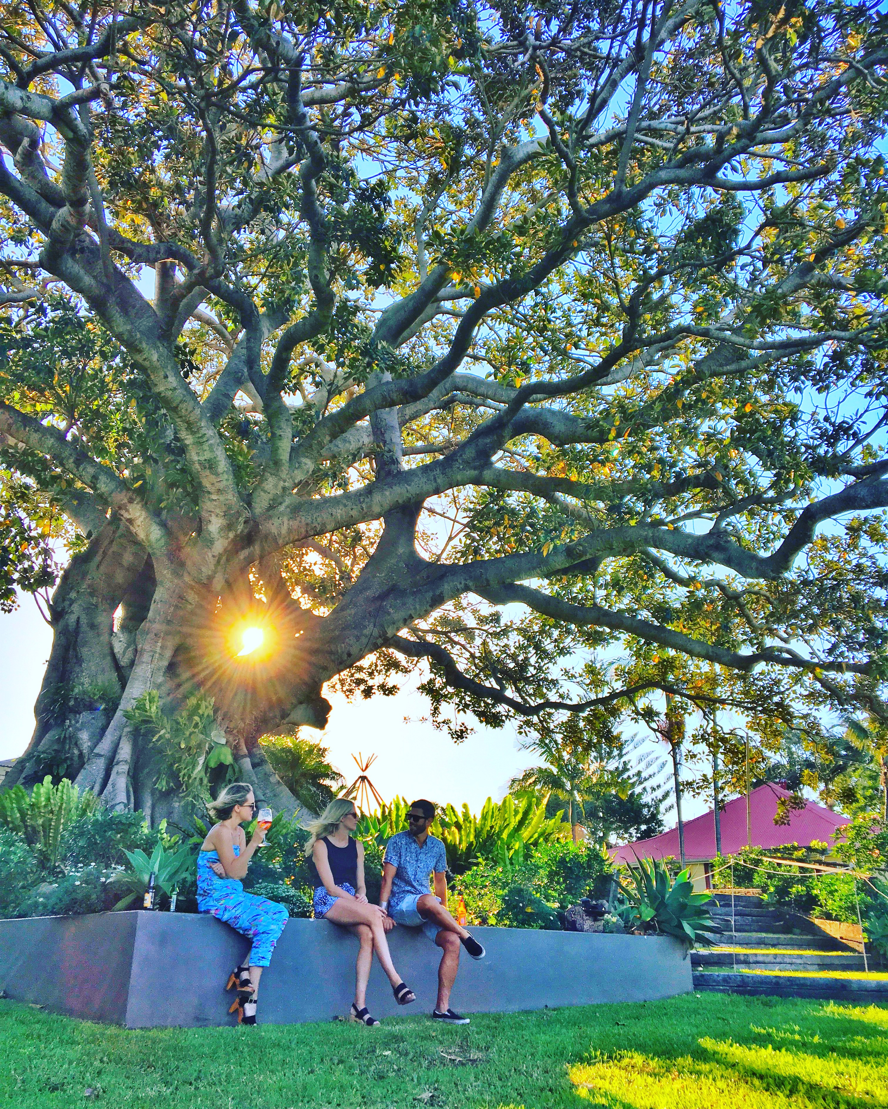 Jules Lund By the Sea with Three Byron Bay